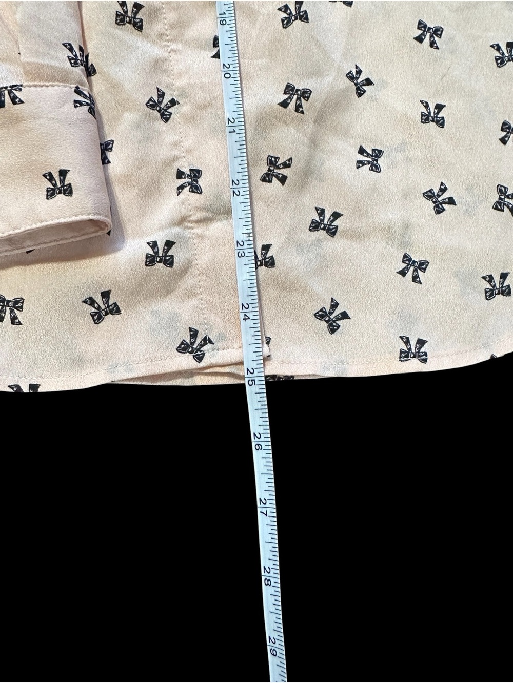 NWT Karl Lagerfeld Pale Pink Bow-Print Button Up Shirt - Picture 4 of 12